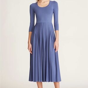 Halston Amy Pleated T-Dress, Long Sleeve Blue, NWT